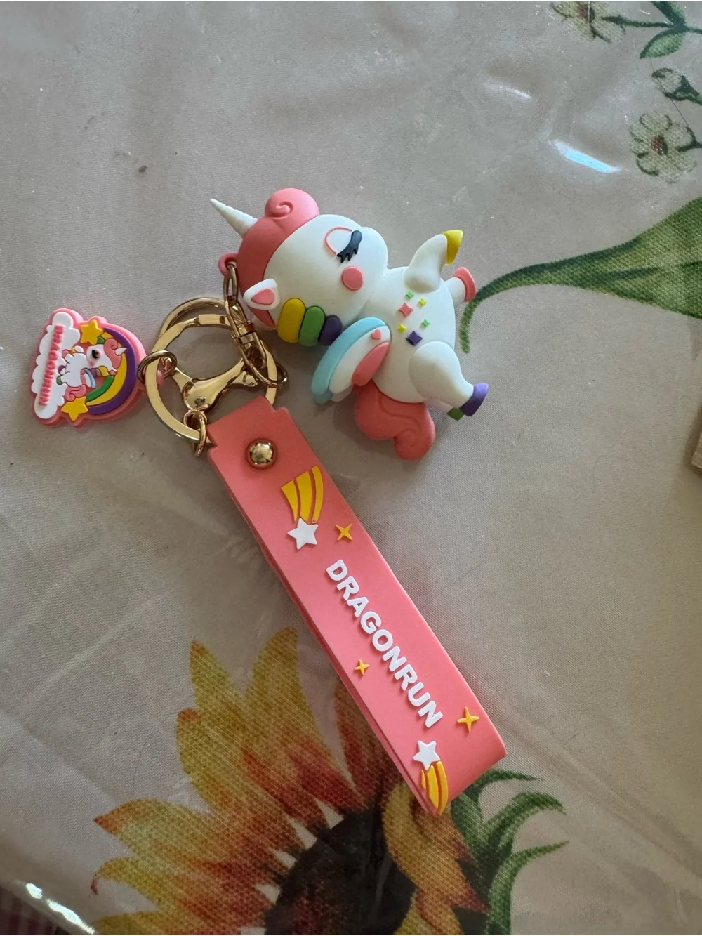 Dragon run unicorn keychain